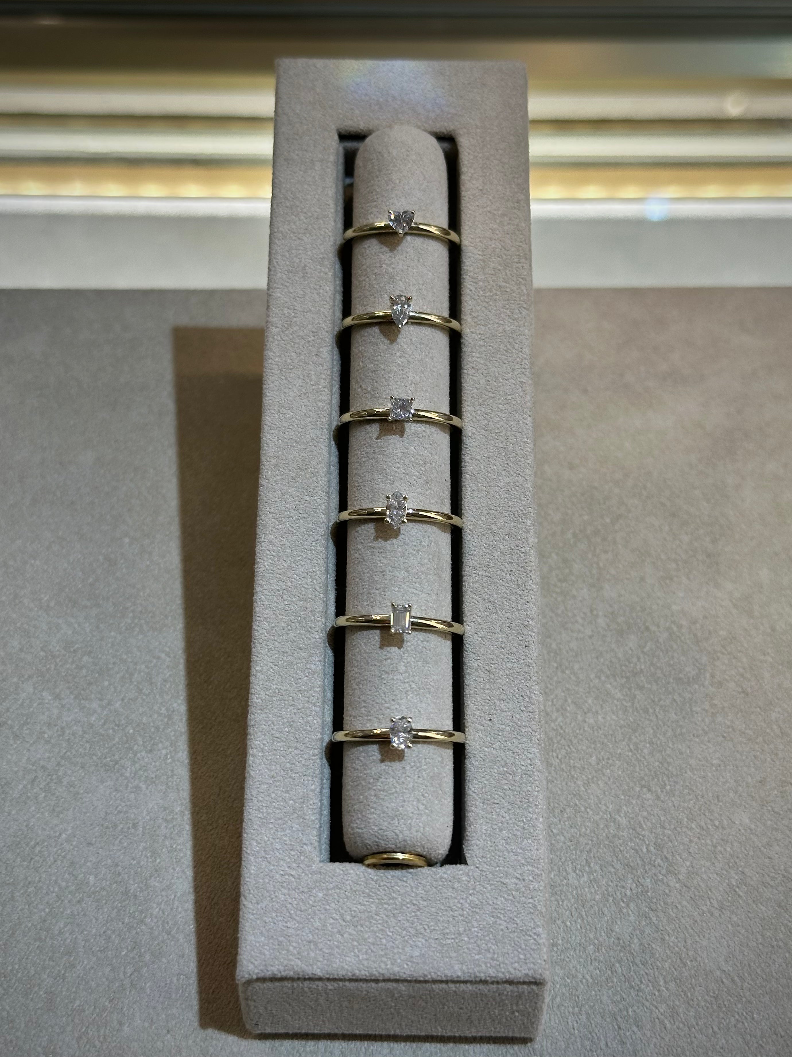 0.3 ct Pear Shape Ring