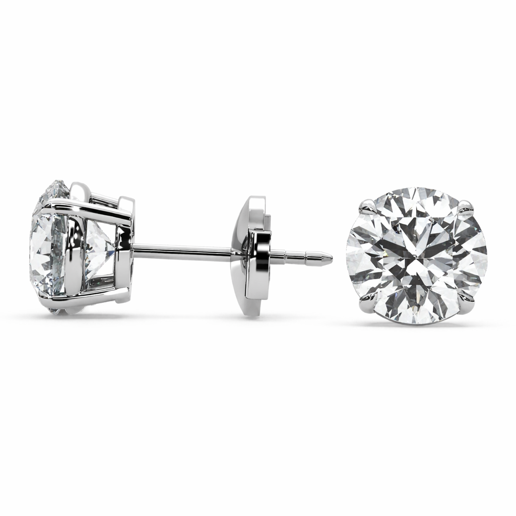 Ria Diamond Stud Earrings