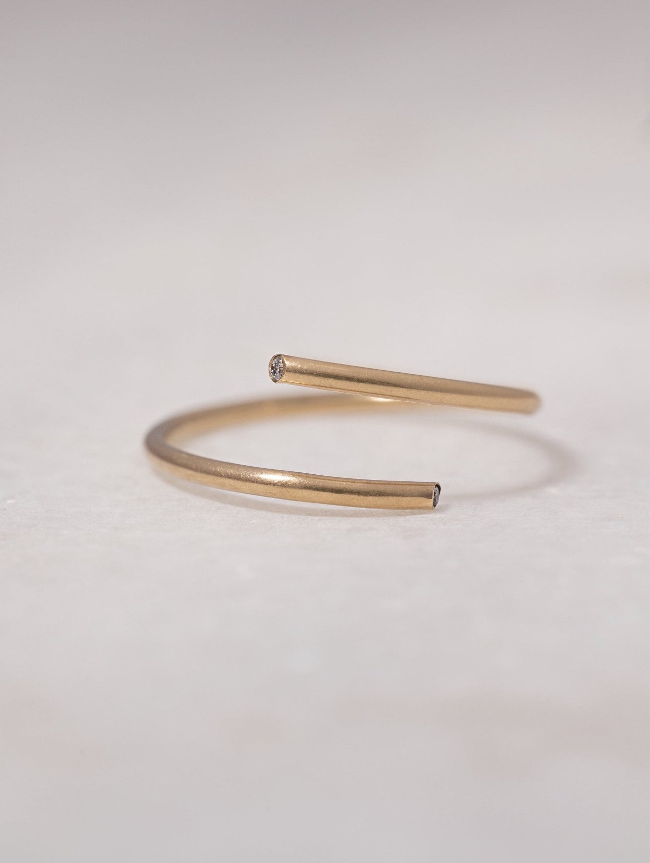 Gold Diamond Twist Band